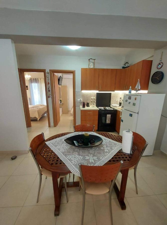 Modern Kallithea 1 *